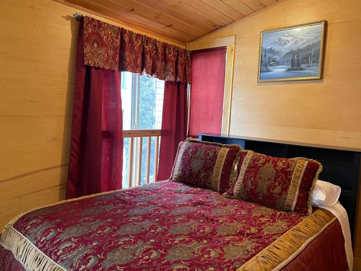 Luna Bed & Breakfast Grand Forks Eksteriør billede